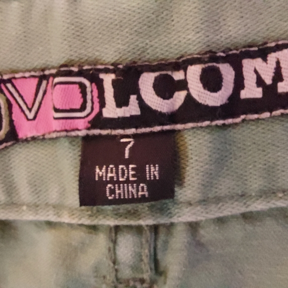 VOLCOM BUNDLE 3 PAIRS Y2K LONGER SHORTS - Picture 11 of 16